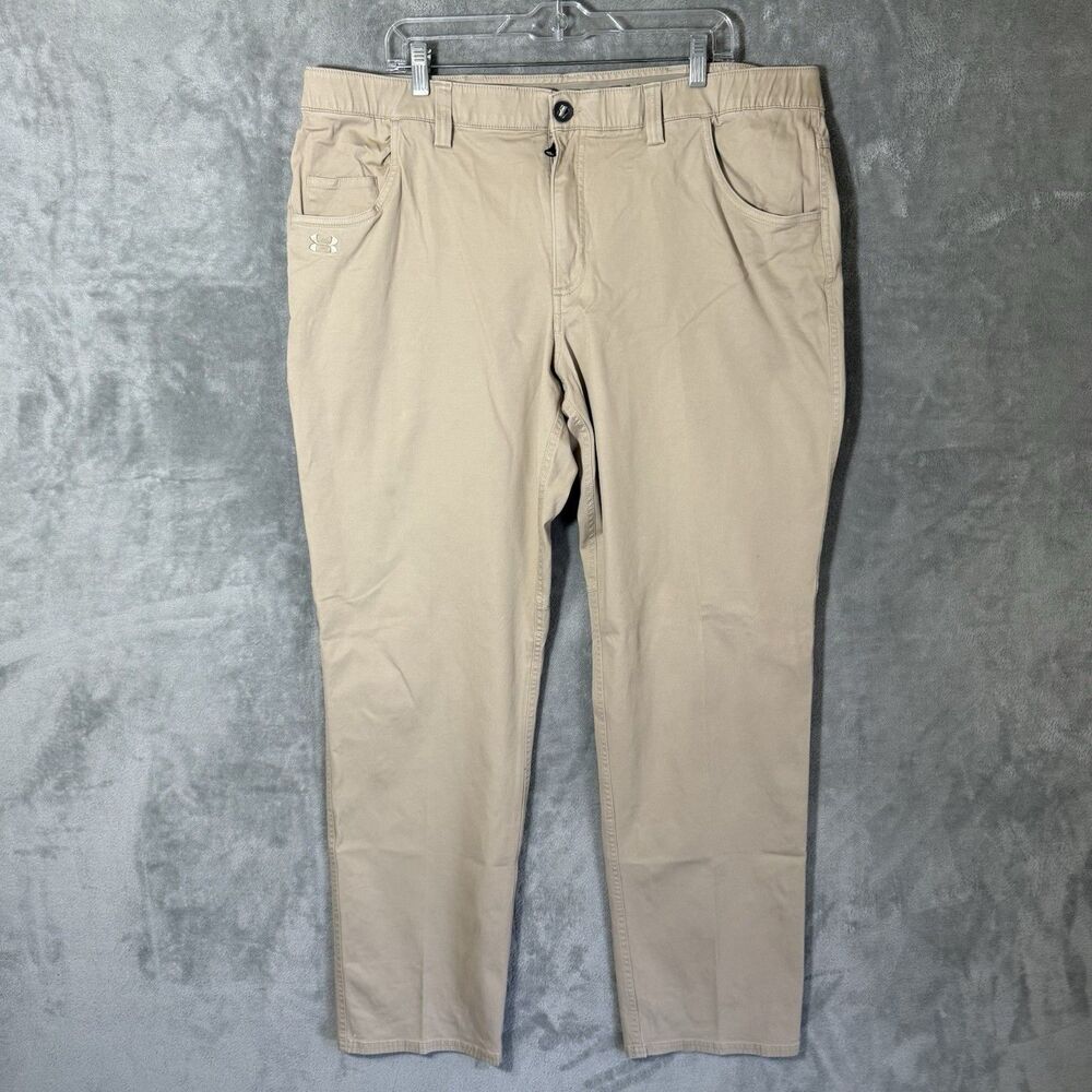 Under Armour Mens 42x34 (Actual 42x31) UA Expanse Everyday Khaki Pants 1380256